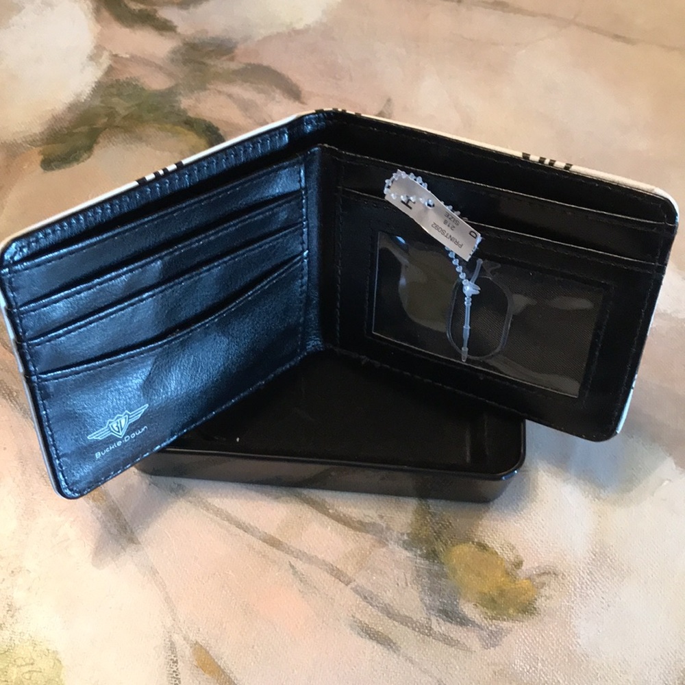 Disney Mickey Wallet - image 5